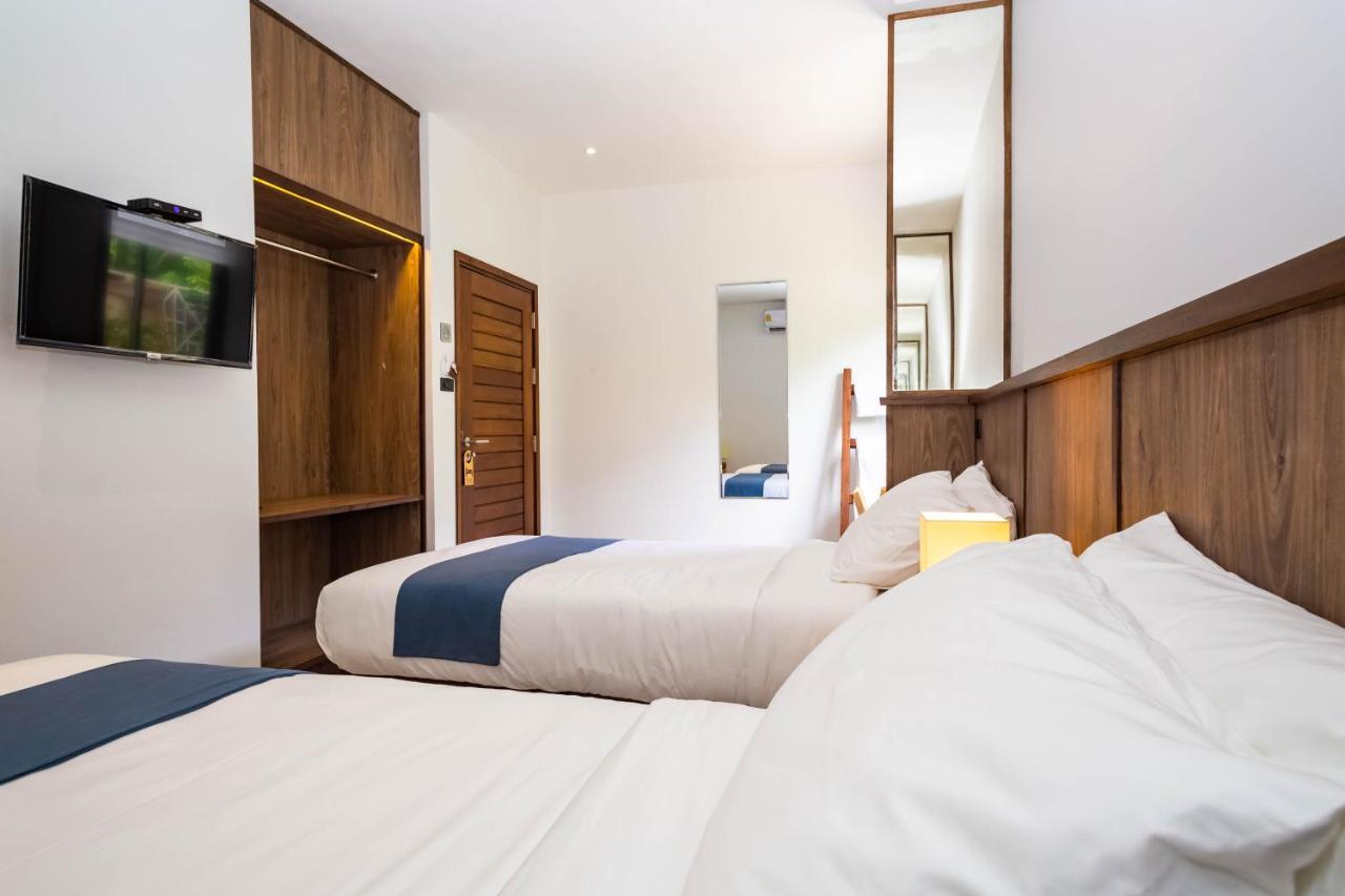 פאנג-נגה Baan Kamana Guest House מראה חיצוני תמונה